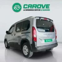 Vehículo de ocasión Peugeot Rifter vista trasera lateral