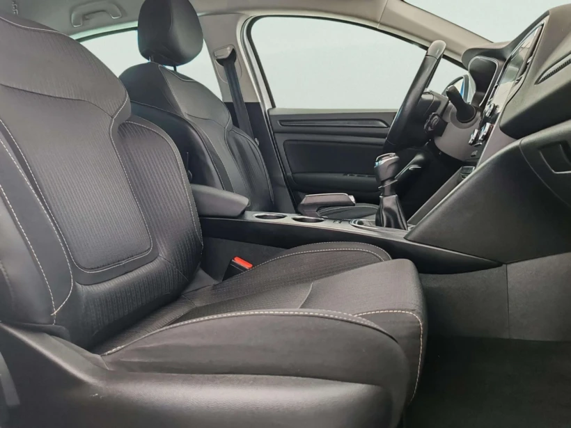 Vehículo de ocasión Renault Megane detalle interior