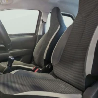 Vehículo de ocasión Toyota Aygo vista interior
