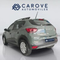 Vehículo de ocasión Dacia Sandero vista trasera lateral